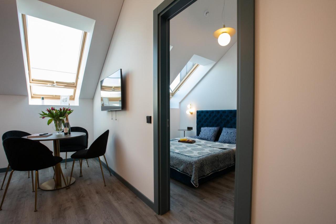 M8 Stylish One-Bedroom Apartment Каунас Екстериор снимка