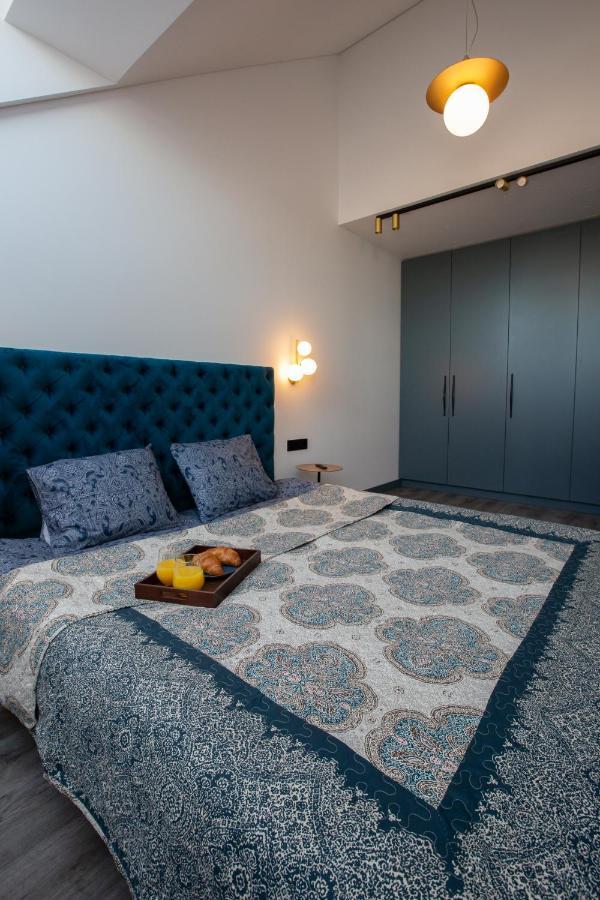 M8 Stylish One-Bedroom Apartment Каунас Екстериор снимка